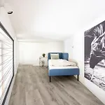 Charming N' Cozy By Prestige Homes * Budapest