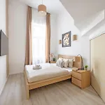 Charming N' Cozy By Prestige Homes Apartment Budapest