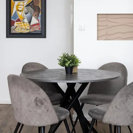 公寓 Charming N' Cozy By Prestige Homes *