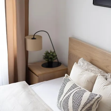 Charming N' Cozy By Prestige Homes 布达佩斯